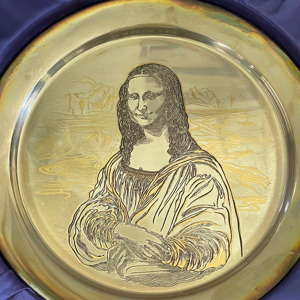 The Danbury Mint collectors plate in beautiful 24KT Gold on Sterling Silver